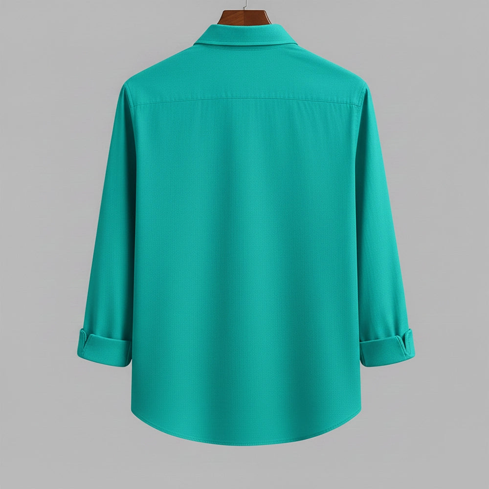 Regular fit, pure cotton fabric, and minimalist design for modern street fashion.